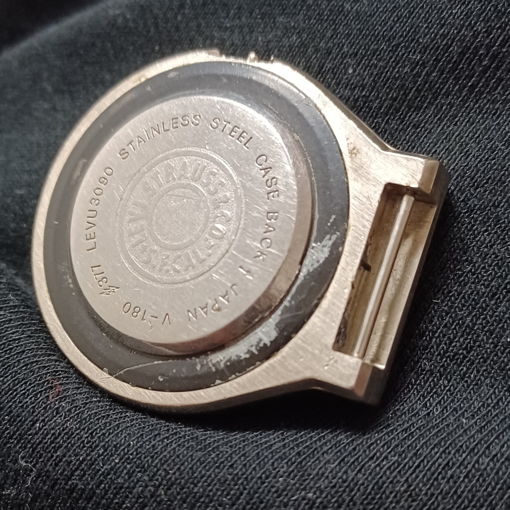 LEVI'S WATCH - Picture 3 of 3